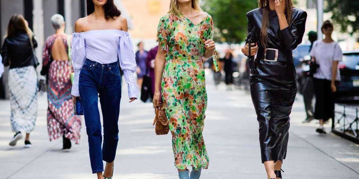 strangers on the subway Dior to make predictions as far as three